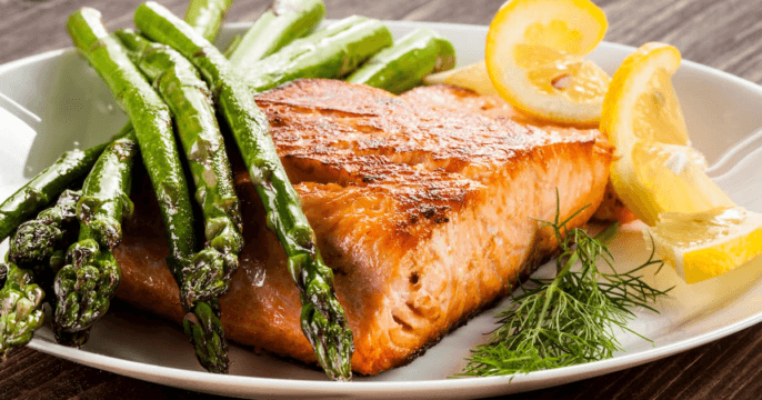 https://www.apollohealthco.com/wp-content/uploads/2020/05/salmon-brain-health-686x360.png